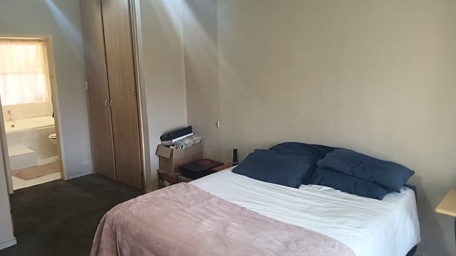 3 Bedroom Property for Sale in Edleen Gauteng