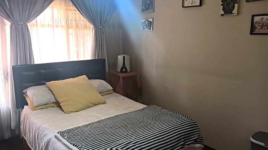 3 Bedroom Property for Sale in Edleen Gauteng