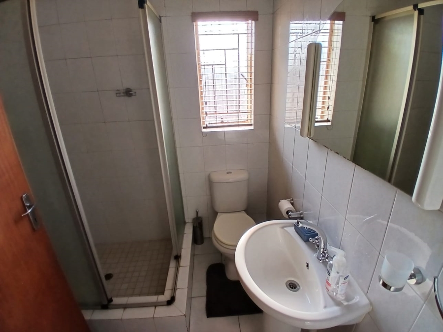 3 Bedroom Property for Sale in Edleen Gauteng