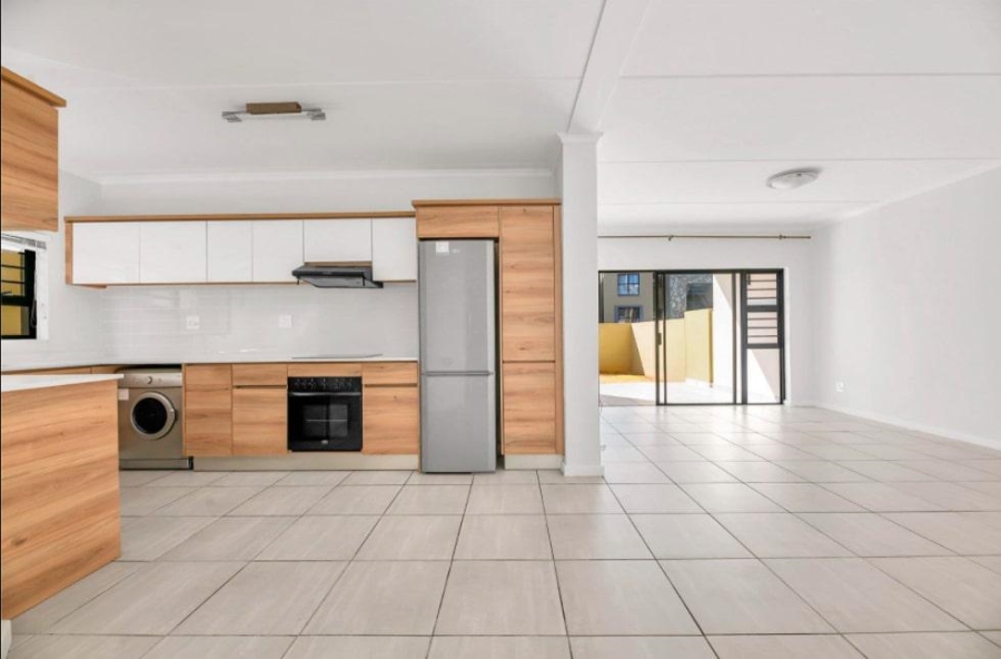 To Let 3 Bedroom Property for Rent in Waterfall Gauteng