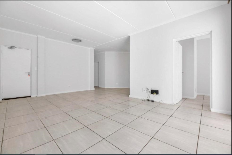 To Let 3 Bedroom Property for Rent in Waterfall Gauteng