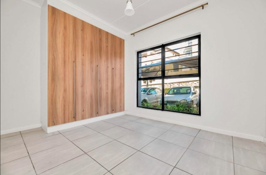 To Let 3 Bedroom Property for Rent in Waterfall Gauteng
