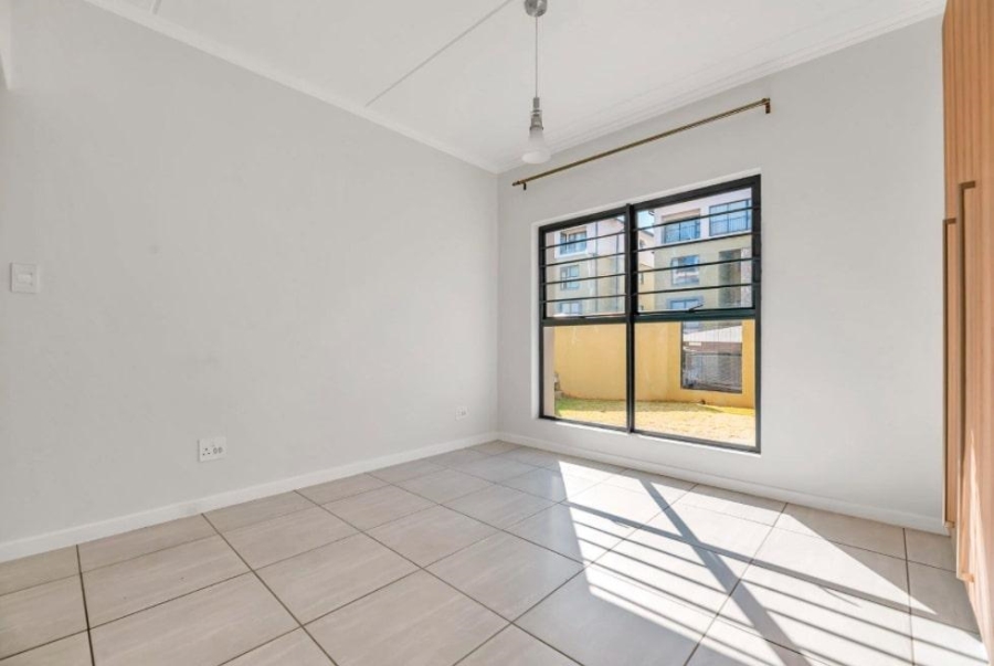 To Let 3 Bedroom Property for Rent in Waterfall Gauteng