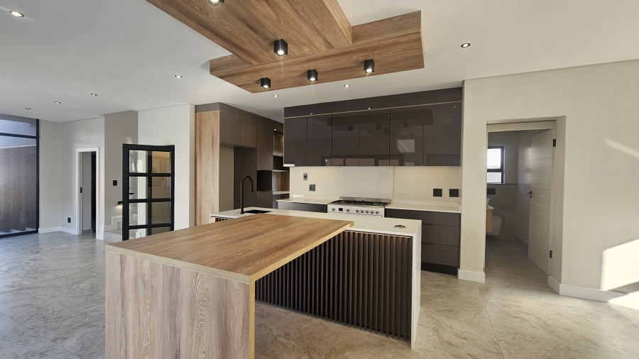 4 Bedroom Property for Sale in Fountainbrook Estate Gauteng