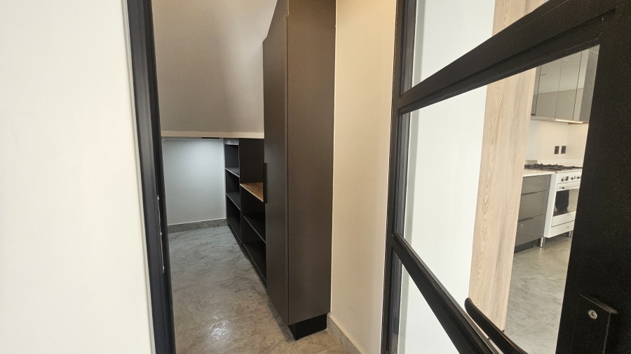4 Bedroom Property for Sale in Fountainbrook Estate Gauteng