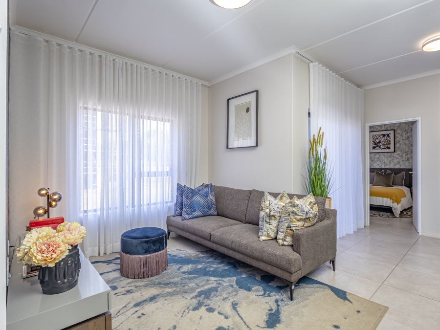 2 Bedroom Property for Sale in Glen Austin Gauteng
