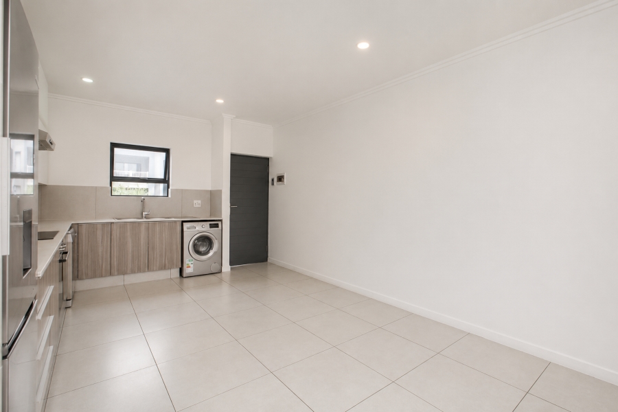 To Let 3 Bedroom Property for Rent in Beverley Gauteng