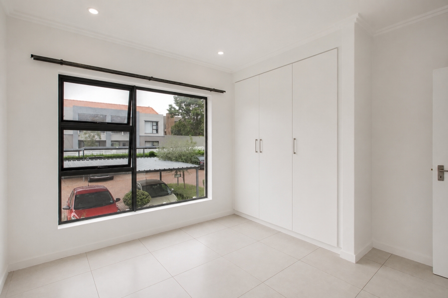 To Let 3 Bedroom Property for Rent in Beverley Gauteng