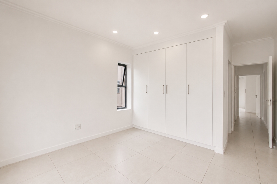 To Let 3 Bedroom Property for Rent in Beverley Gauteng