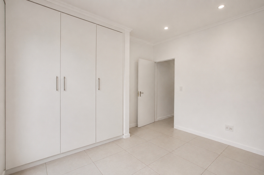 To Let 3 Bedroom Property for Rent in Beverley Gauteng