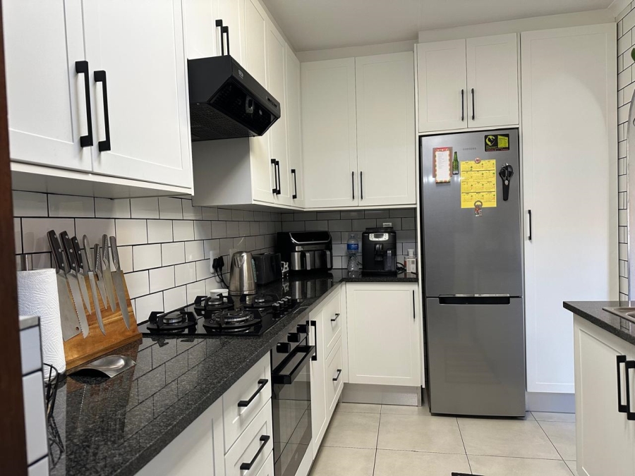 To Let 2 Bedroom Property for Rent in Eden Glen Gauteng