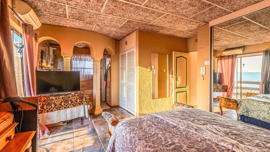 4 Bedroom Property for Sale in Glenvista Gauteng