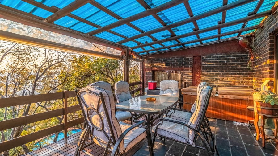 4 Bedroom Property for Sale in Glenvista Gauteng