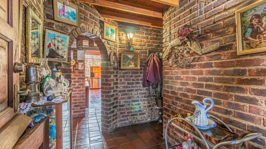 4 Bedroom Property for Sale in Glenvista Gauteng