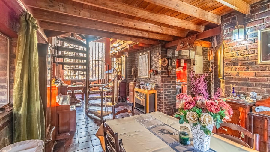 4 Bedroom Property for Sale in Glenvista Gauteng