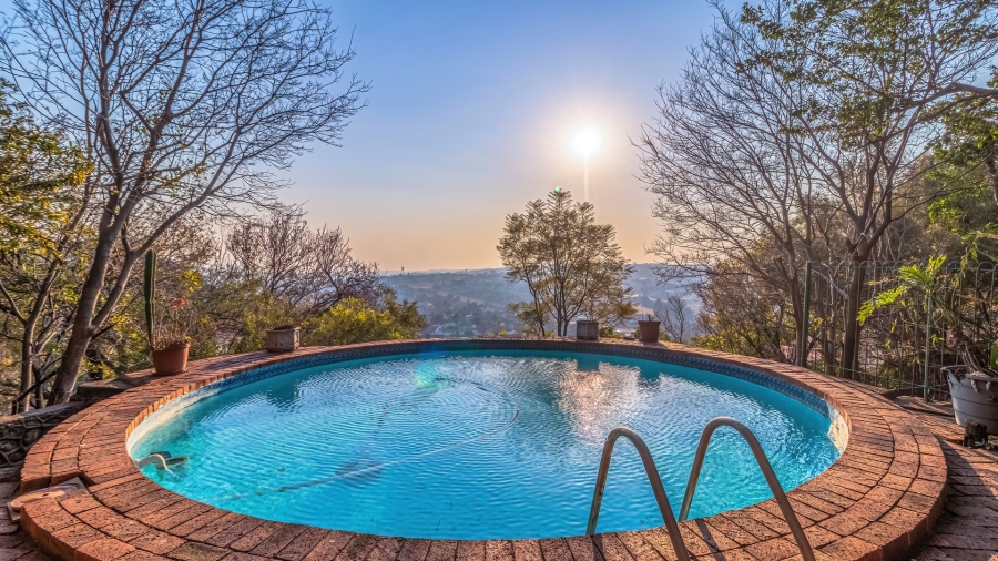 4 Bedroom Property for Sale in Glenvista Gauteng