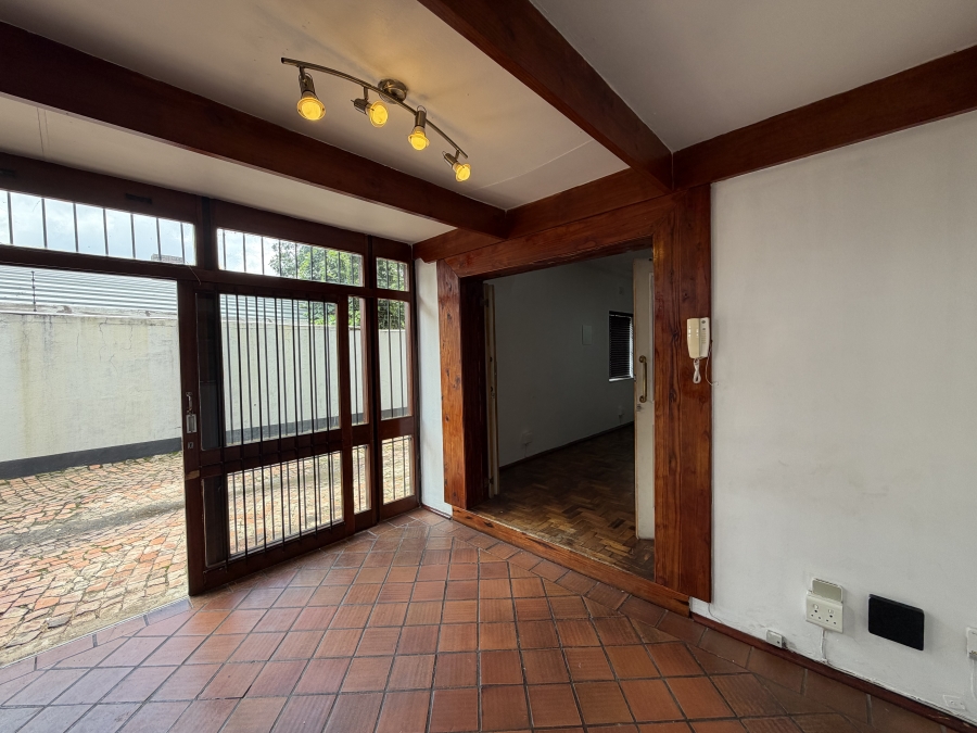 To Let Commercial Property for Rent in Clubview Gauteng
