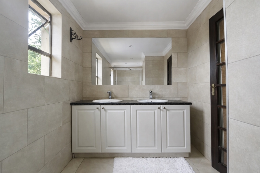 4 Bedroom Property for Sale in Eldo Manor Gauteng