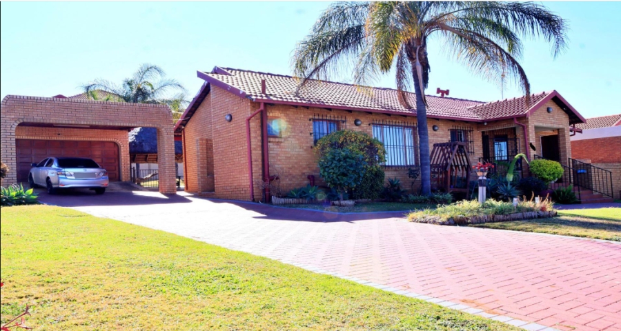 3 Bedroom Property for Sale in Erasmia Gauteng