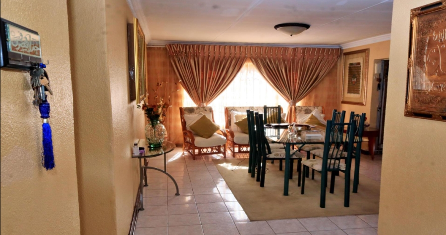 3 Bedroom Property for Sale in Erasmia Gauteng