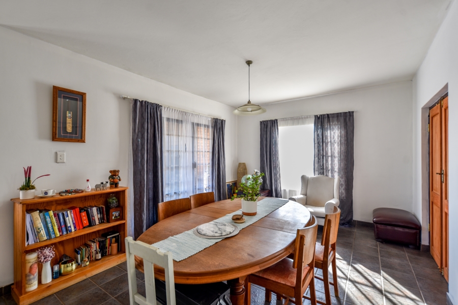 5 Bedroom Property for Sale in Zwartkop Gauteng