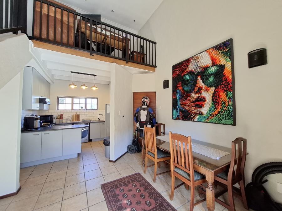 2 Bedroom Property for Sale in Faerie Glen Gauteng