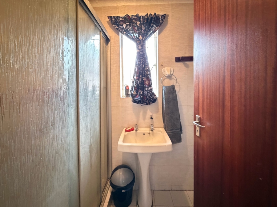 2 Bedroom Property for Sale in Clarina Gauteng