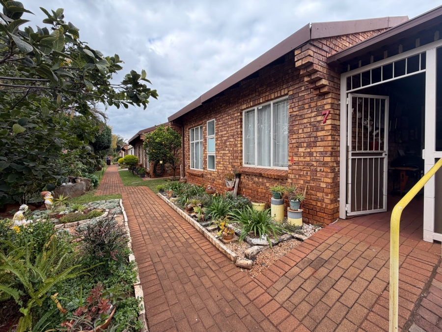 2 Bedroom Property for Sale in Clarina Gauteng