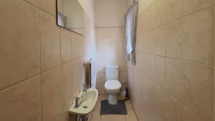 3 Bedroom Property for Sale in Eloffsdal Gauteng