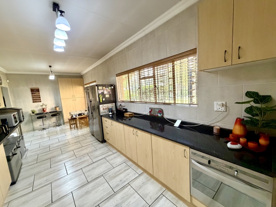 4 Bedroom Property for Sale in Kilner Park Gauteng