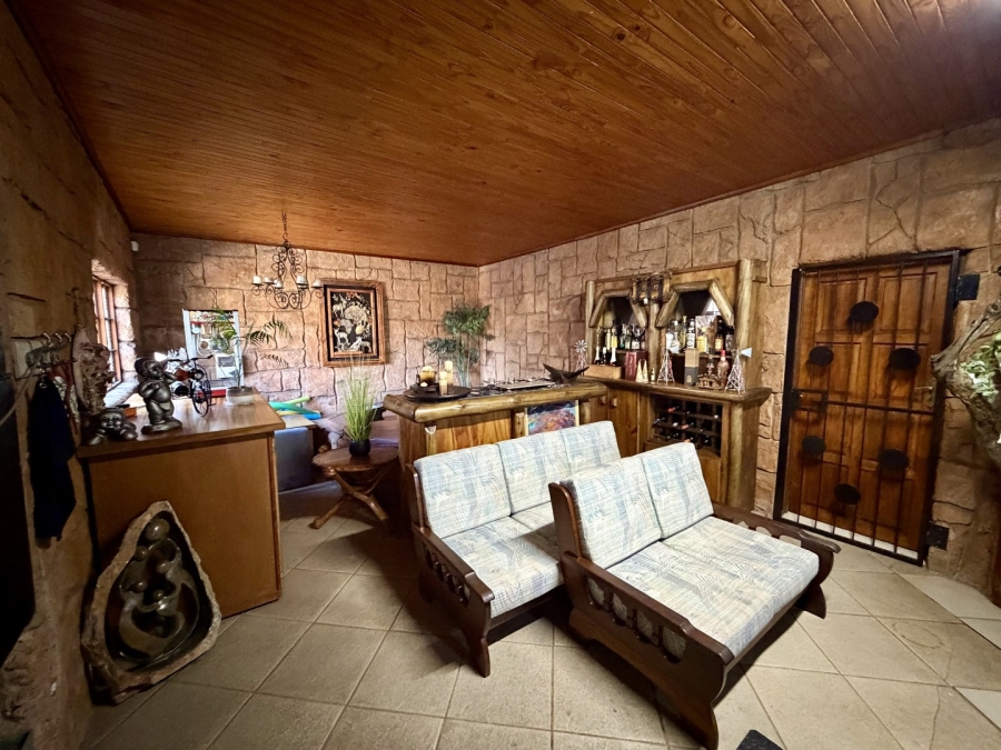 4 Bedroom Property for Sale in Kilner Park Gauteng