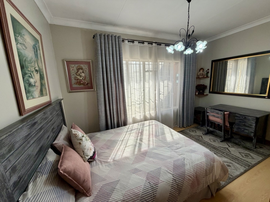 4 Bedroom Property for Sale in Kilner Park Gauteng