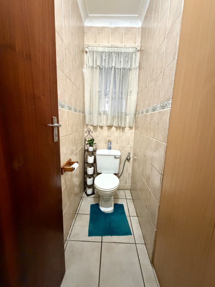 4 Bedroom Property for Sale in Kilner Park Gauteng