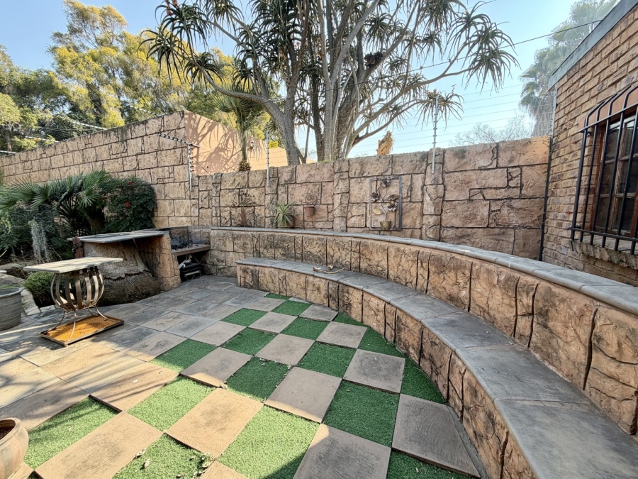 4 Bedroom Property for Sale in Kilner Park Gauteng