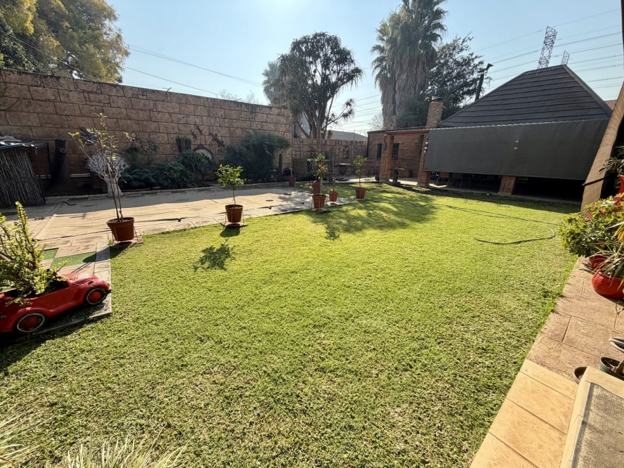 4 Bedroom Property for Sale in Kilner Park Gauteng