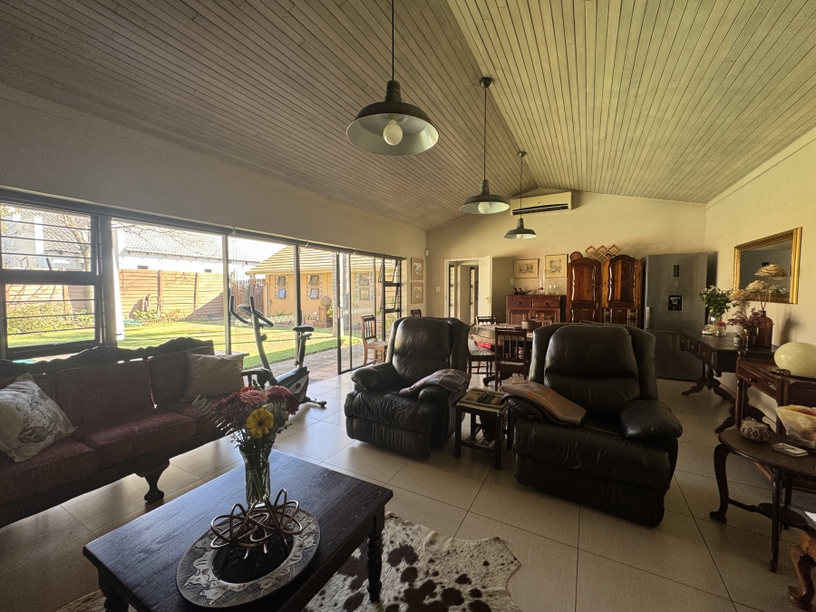 4 Bedroom Property for Sale in Alberante Gauteng