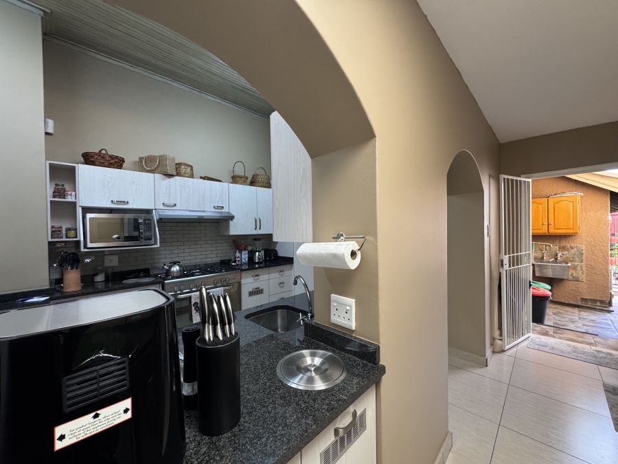 4 Bedroom Property for Sale in Alberante Gauteng
