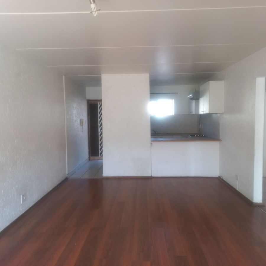 3 Bedroom Property for Sale in Mondeor Gauteng