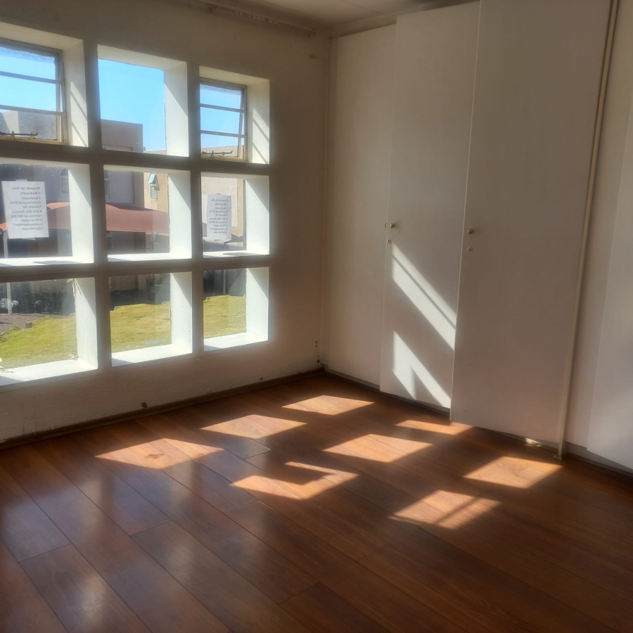 3 Bedroom Property for Sale in Mondeor Gauteng