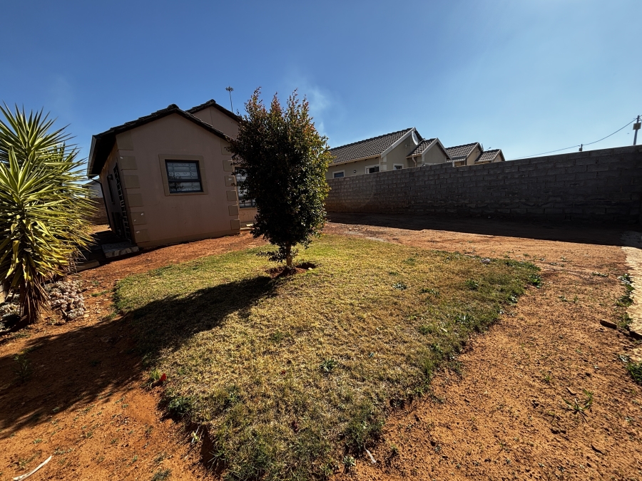 2 Bedroom Property for Sale in Toekomsrus Gauteng
