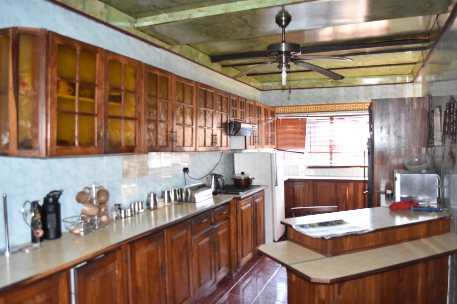 4 Bedroom Property for Sale in Mabopane Unit B Gauteng