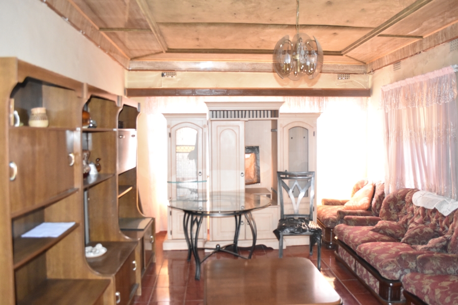 4 Bedroom Property for Sale in Mabopane Unit B Gauteng