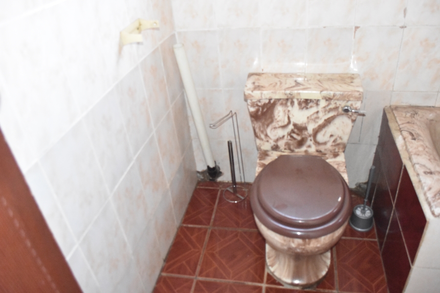 4 Bedroom Property for Sale in Mabopane Unit B Gauteng