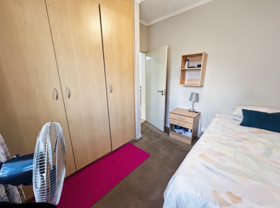 2 Bedroom Property for Sale in Sunninghill Gauteng