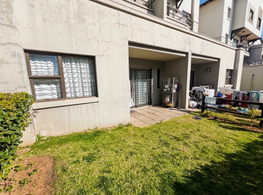 2 Bedroom Property for Sale in Sunninghill Gauteng