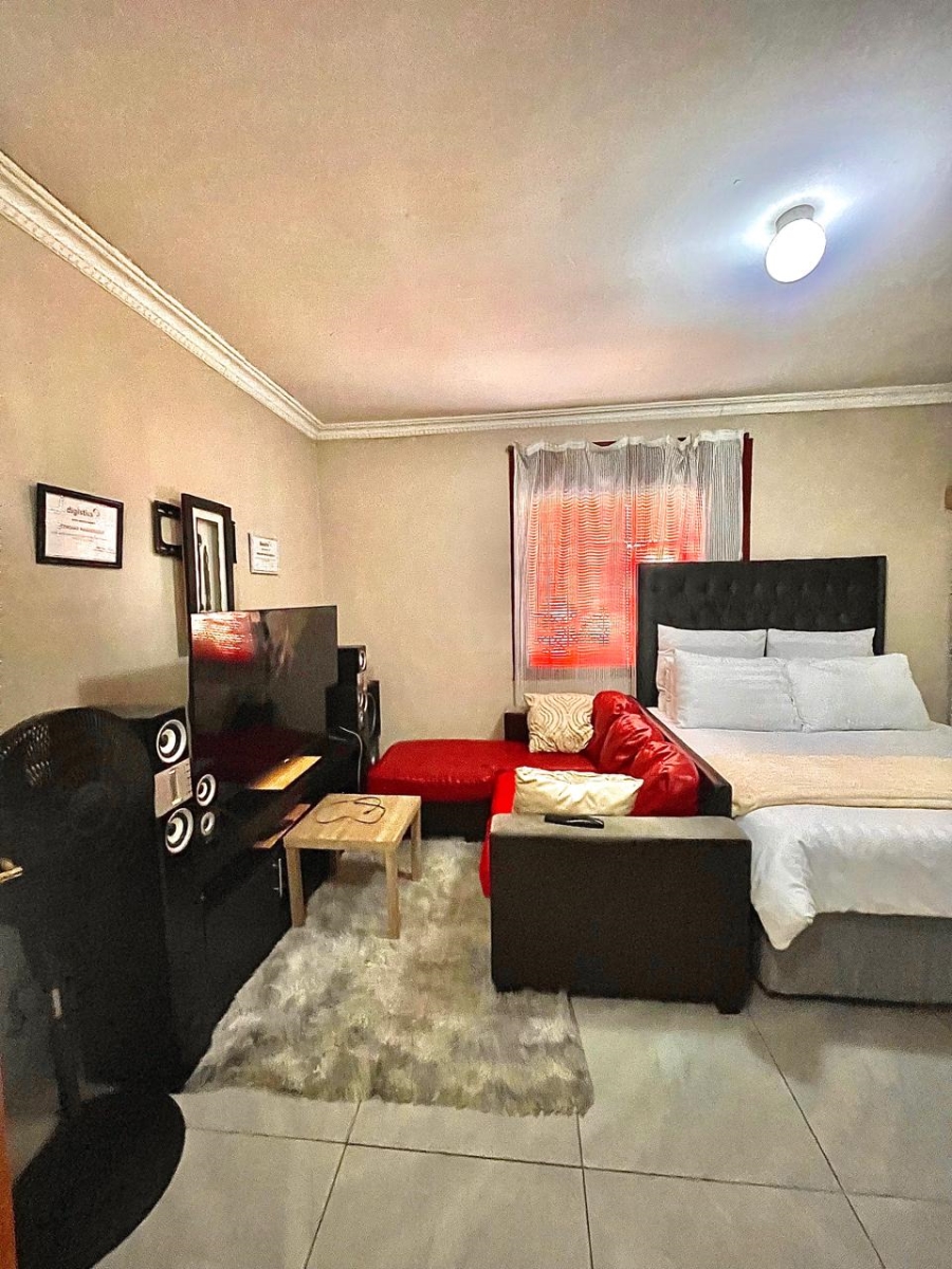 12 Bedroom Property for Sale in Ebony Park Gauteng