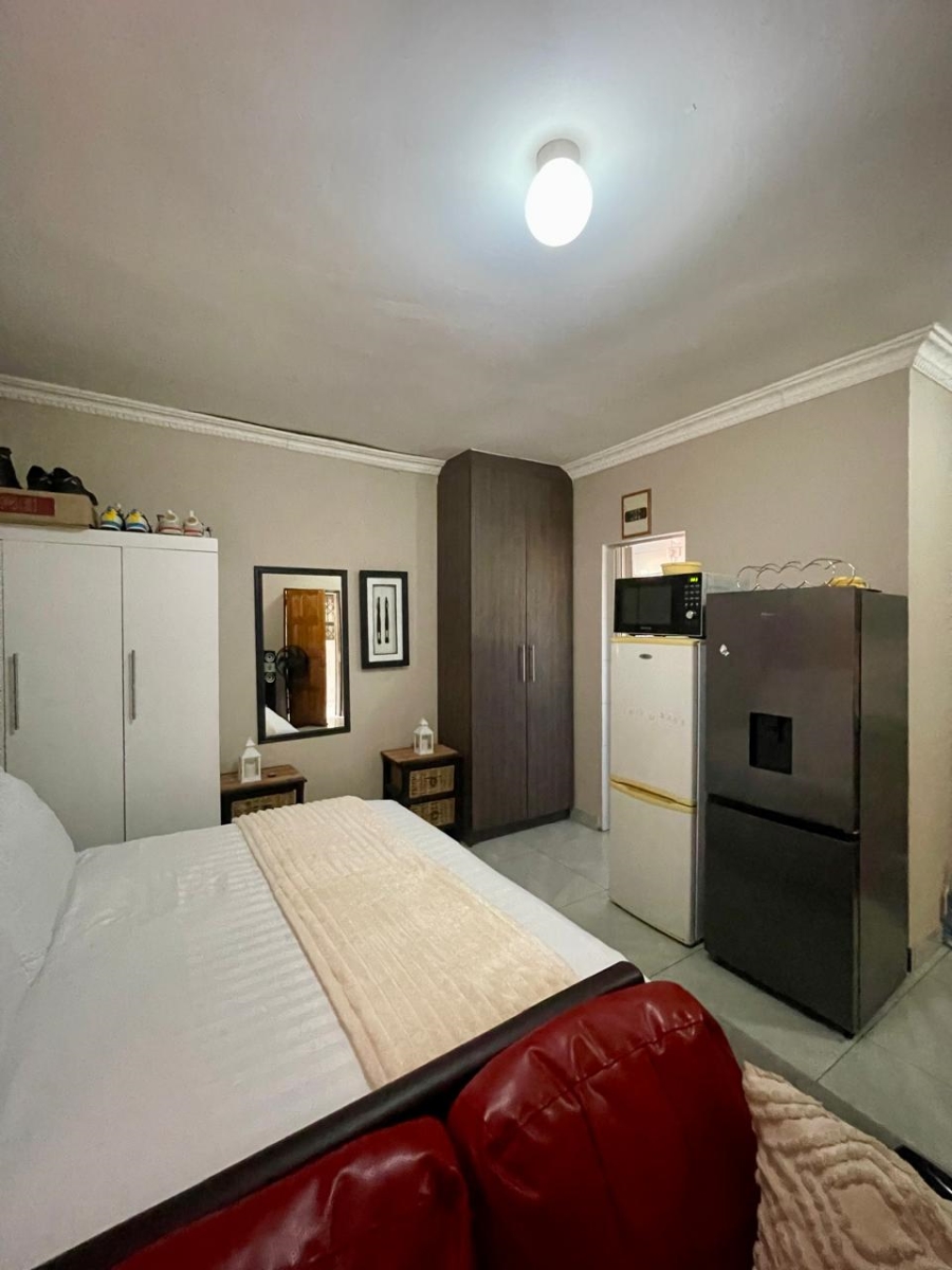 12 Bedroom Property for Sale in Ebony Park Gauteng