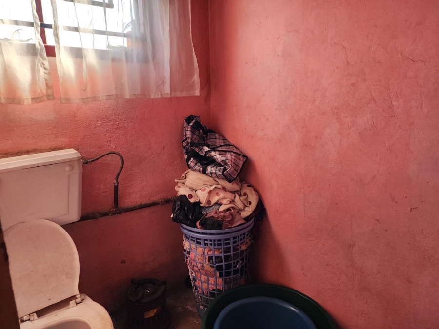 2 Bedroom Property for Sale in Daveyton Gauteng