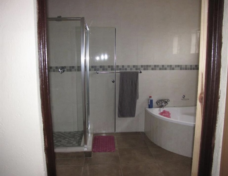 5 Bedroom Property for Sale in Rayton Gauteng