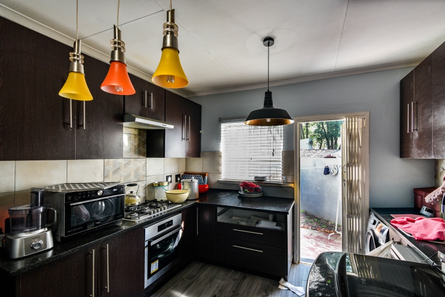 3 Bedroom Property for Sale in Waterkloof Glen Gauteng